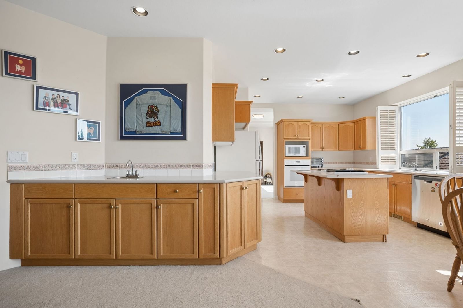 Listing Image 18