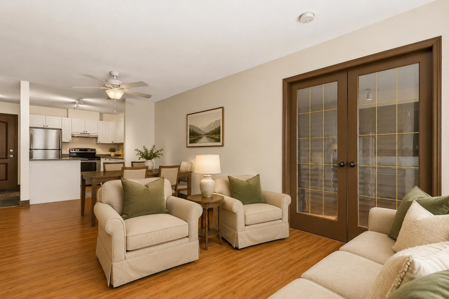 Listing Image 3