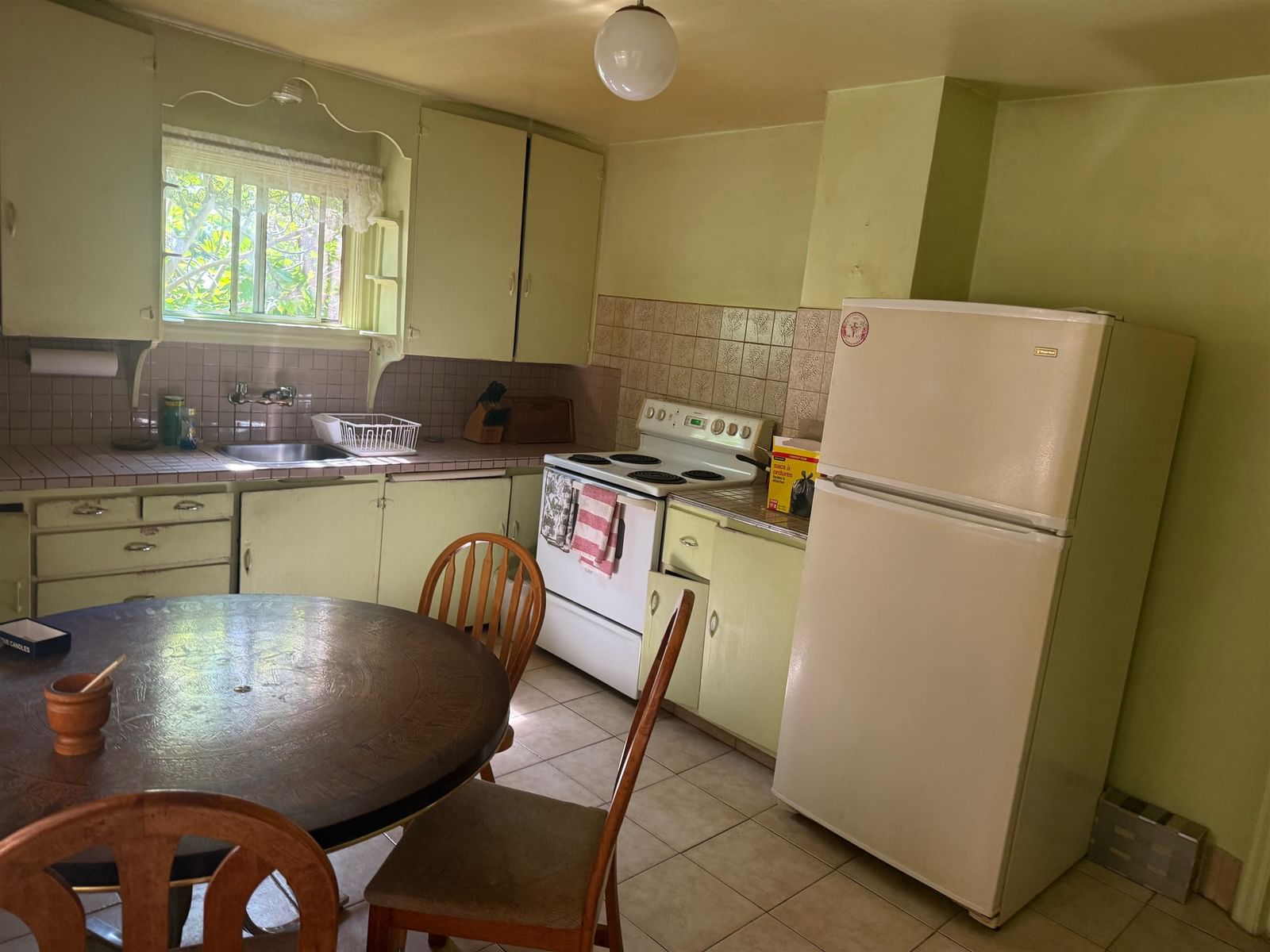Listing Image 5
