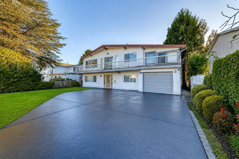 6500 Yeats Crescent