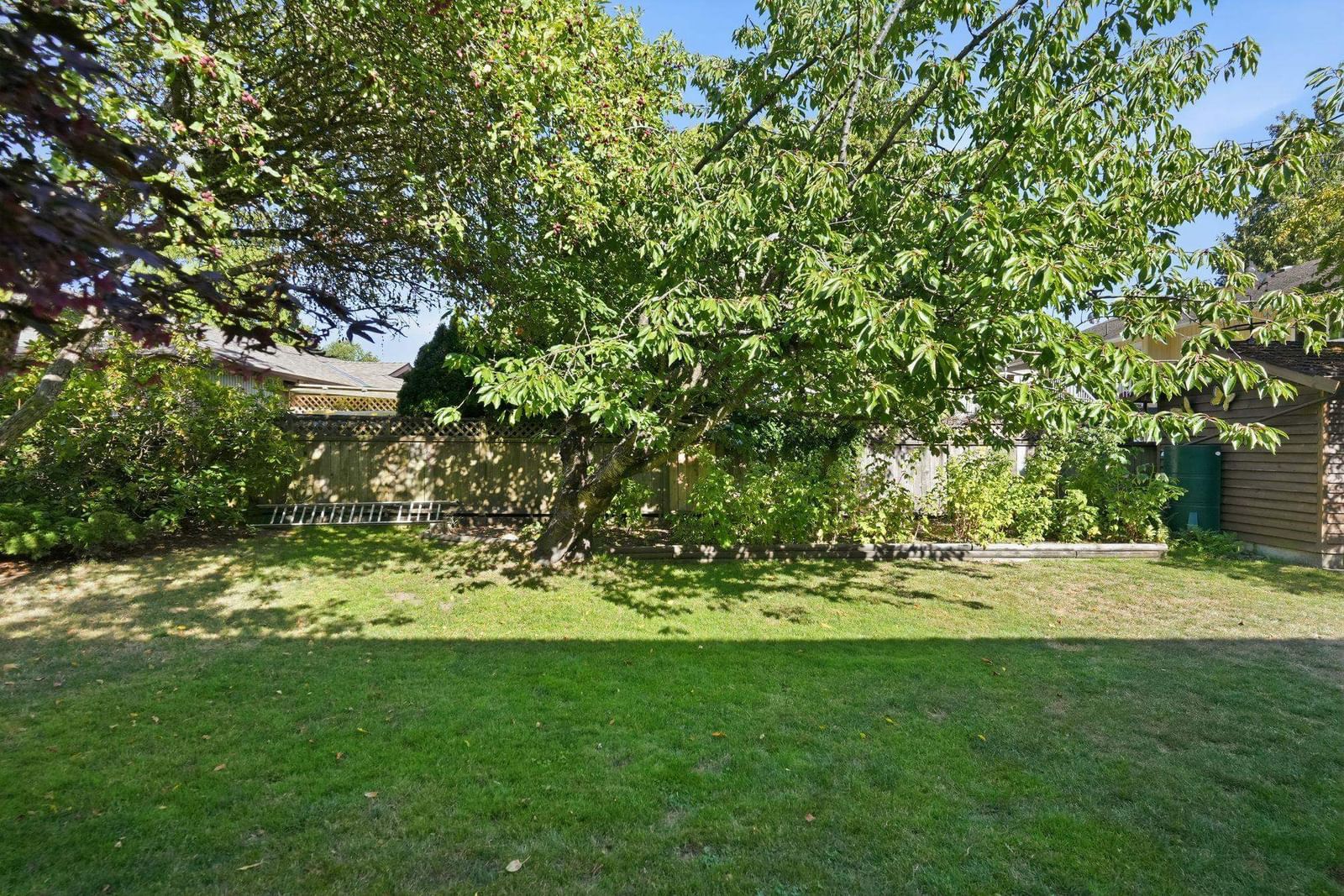 Listing Image 34