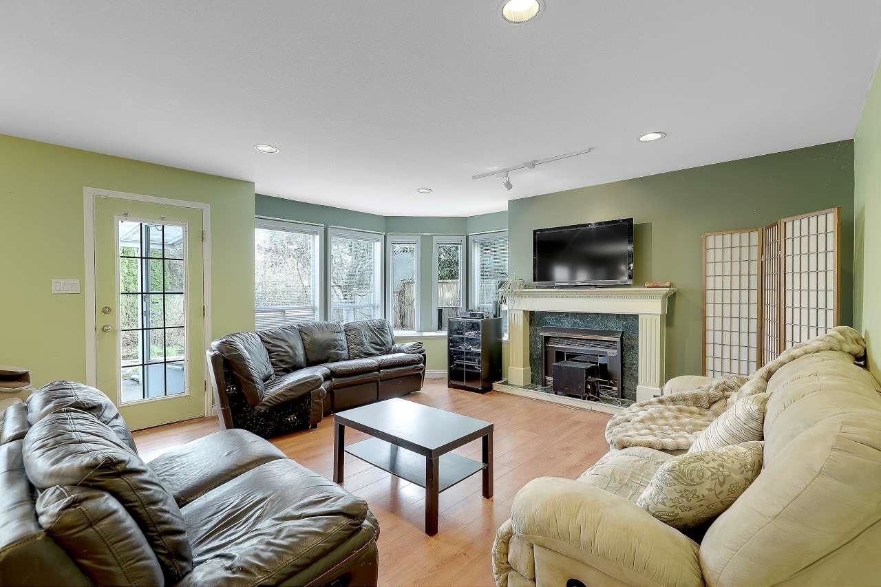 Listing Image 18