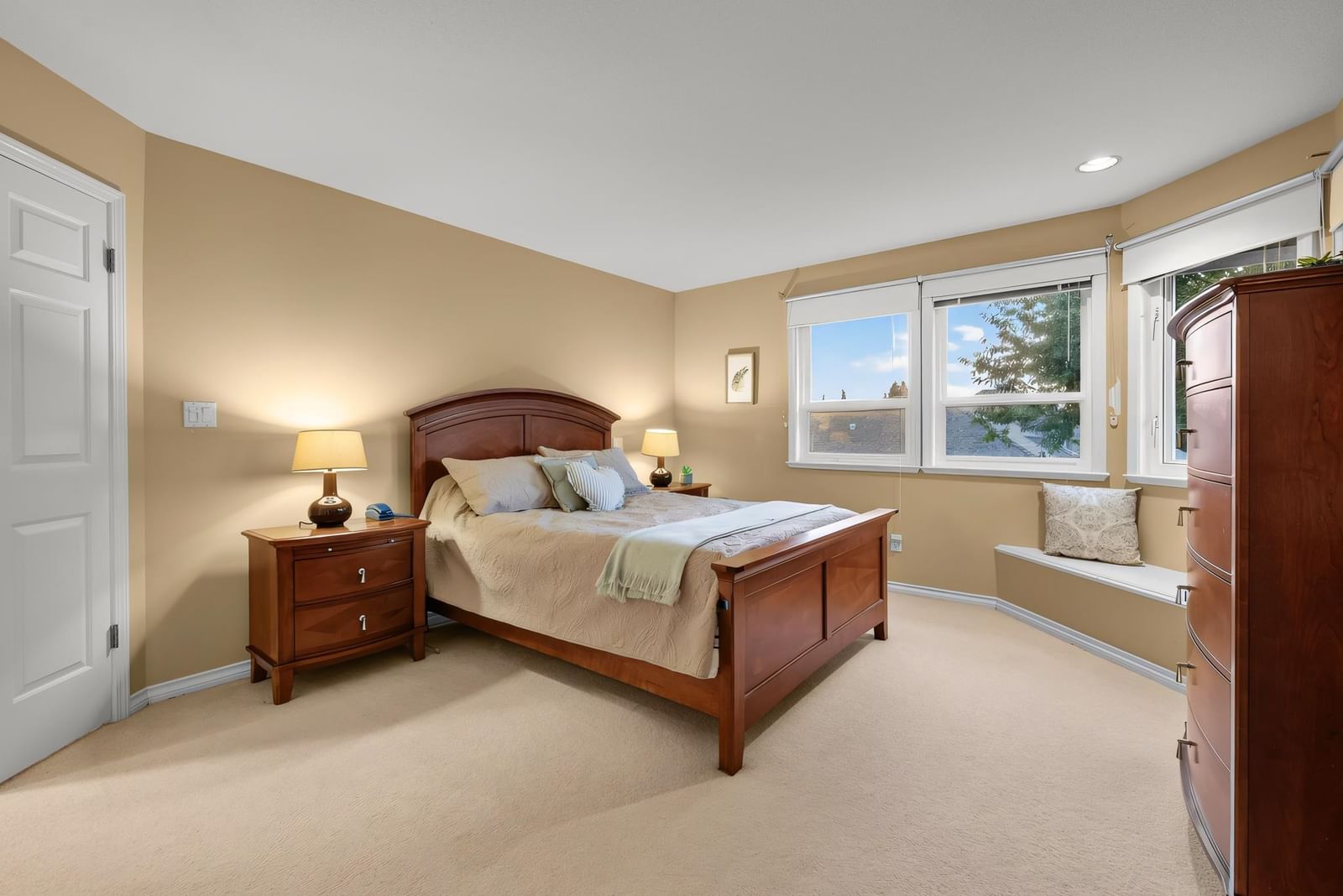 Listing Image 28