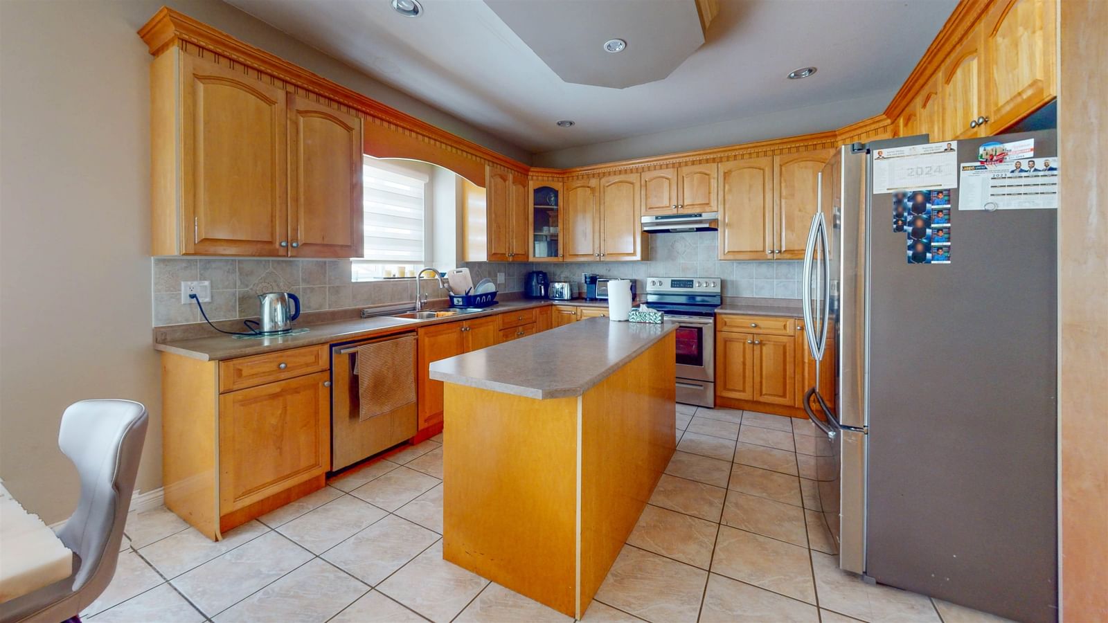 Listing Image 10