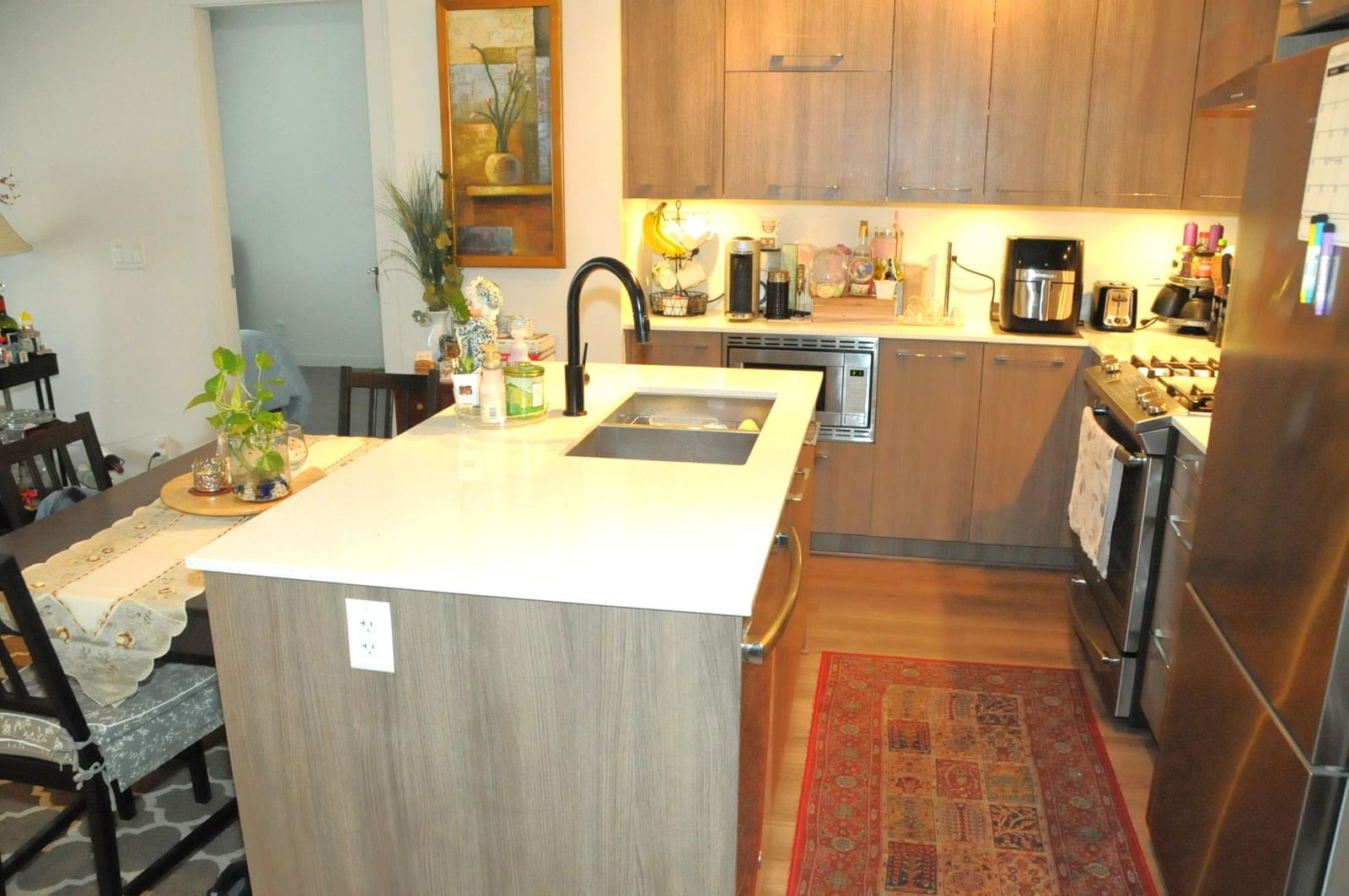 Listing Image 9