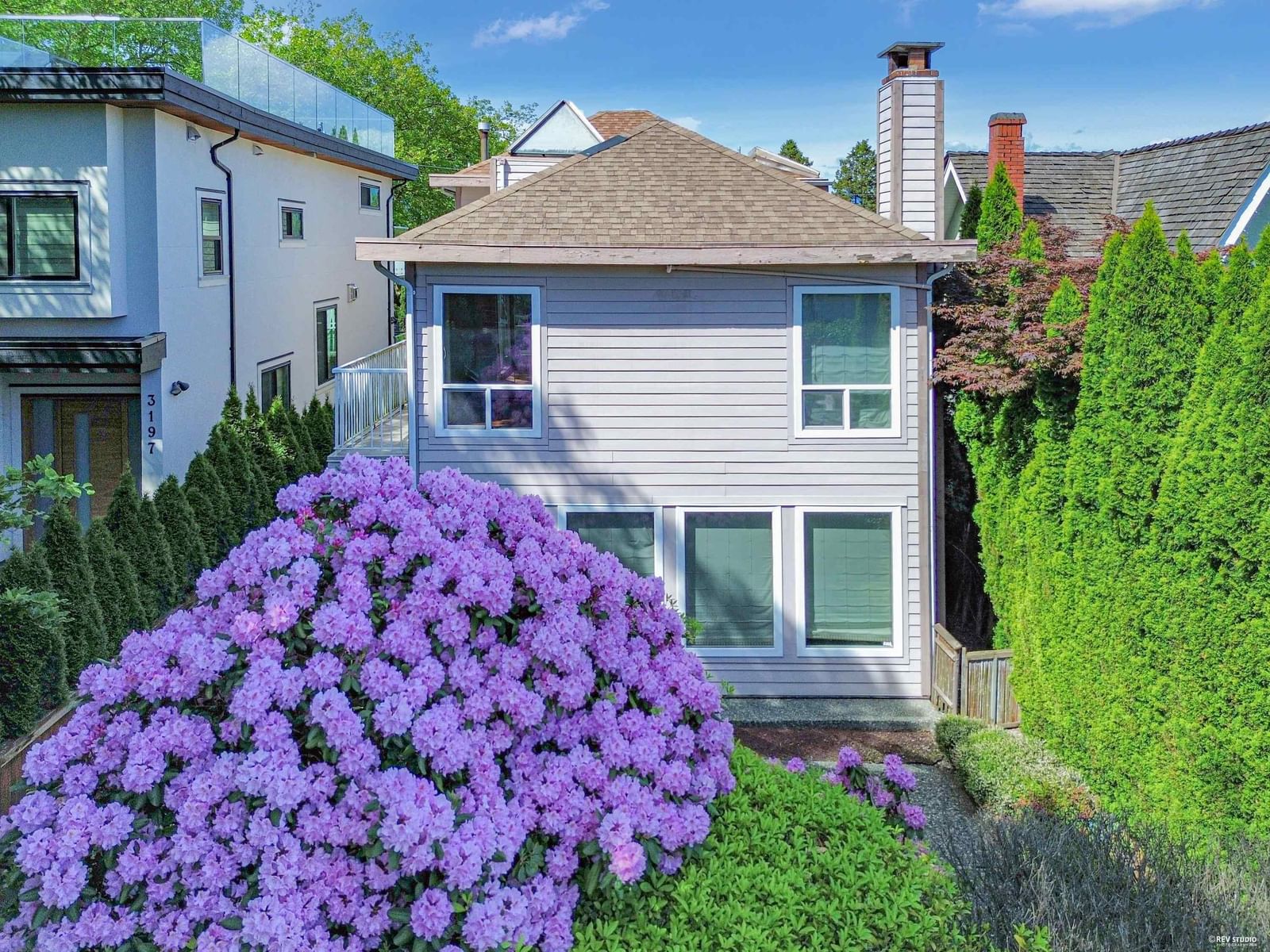 Listing Image 11