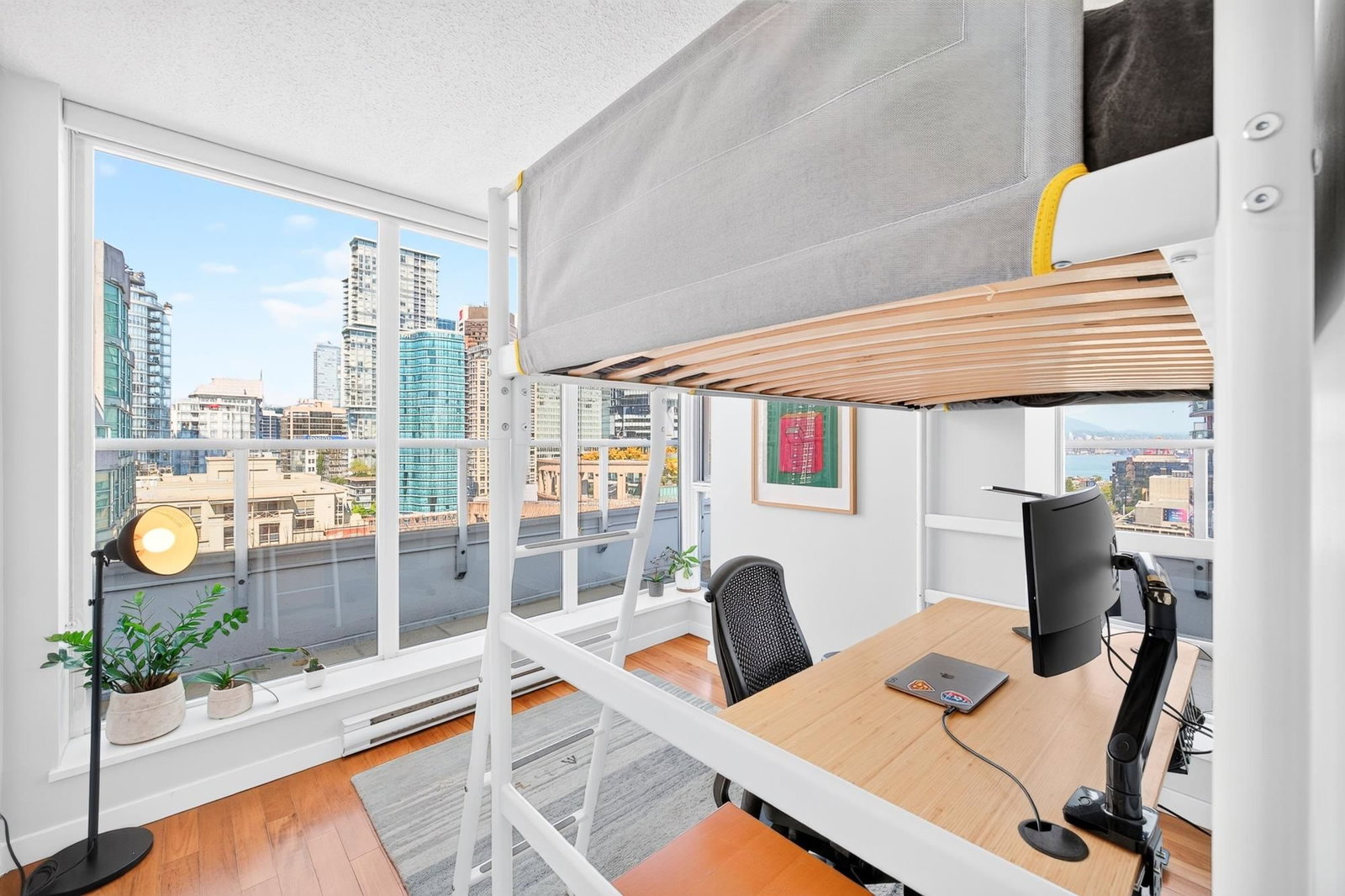Listing Image 21
