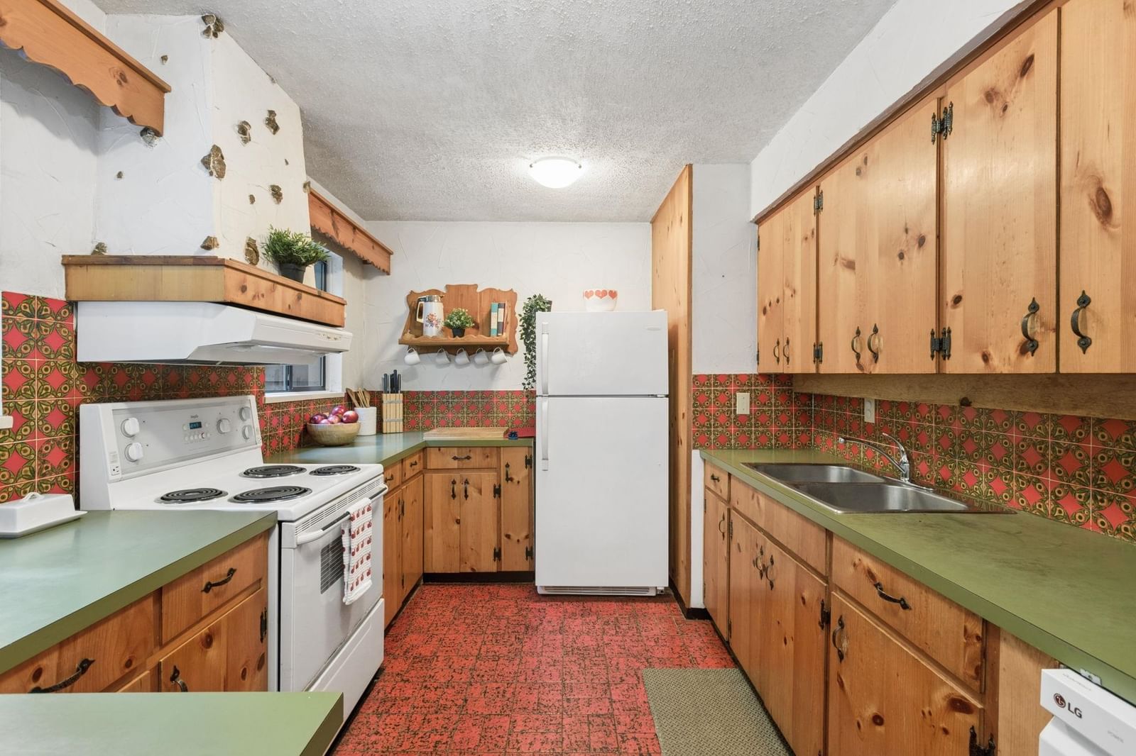 Listing Image 15