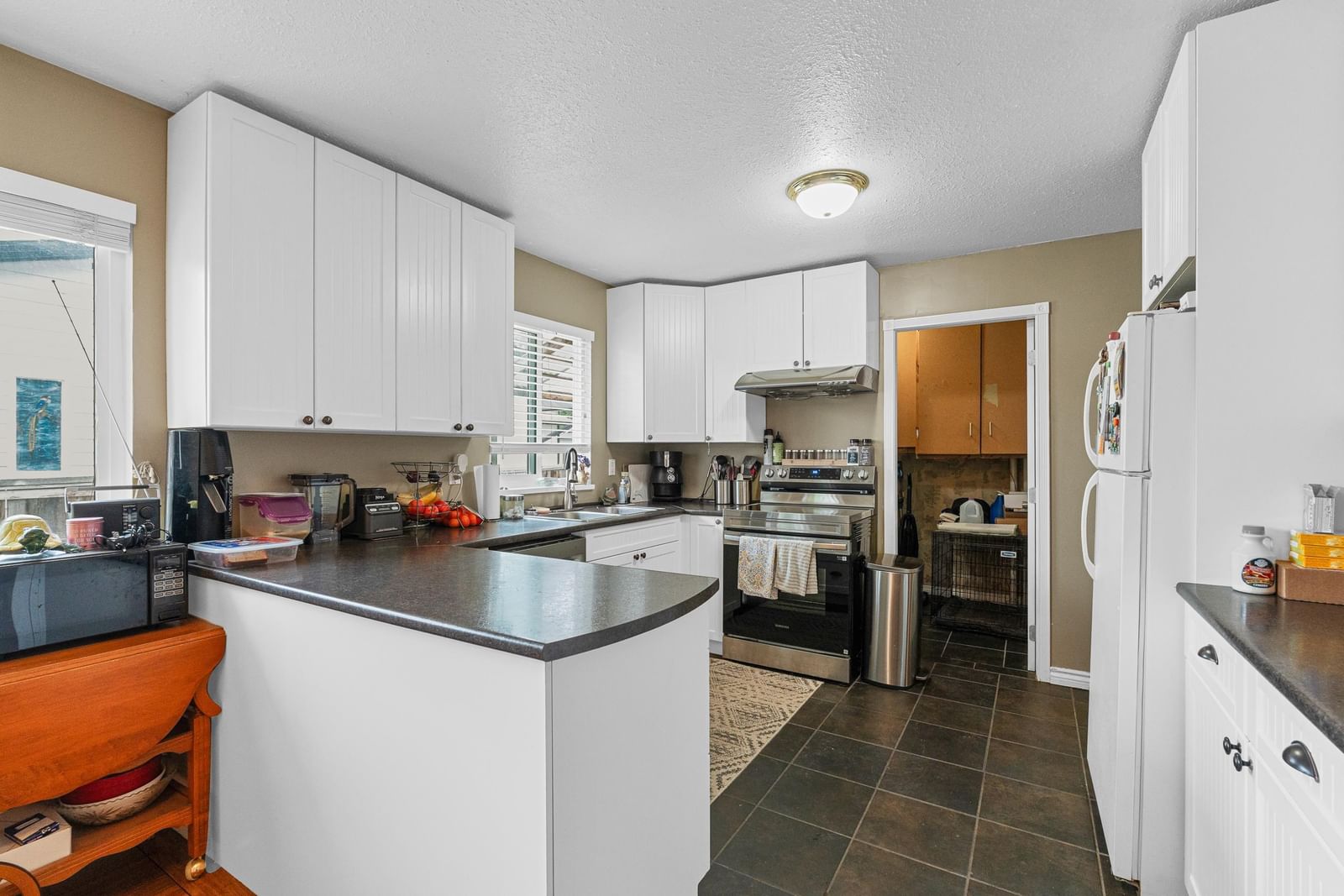 Listing Image 8