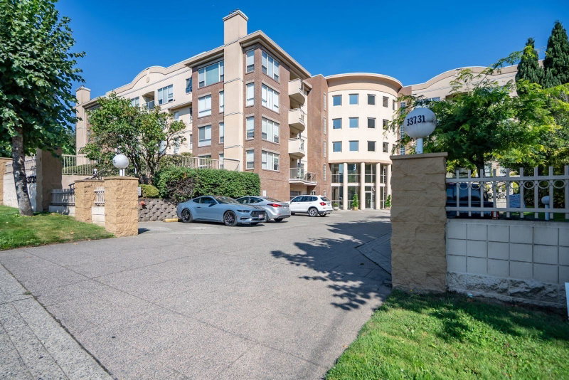 304 - 33731 Marshall Road