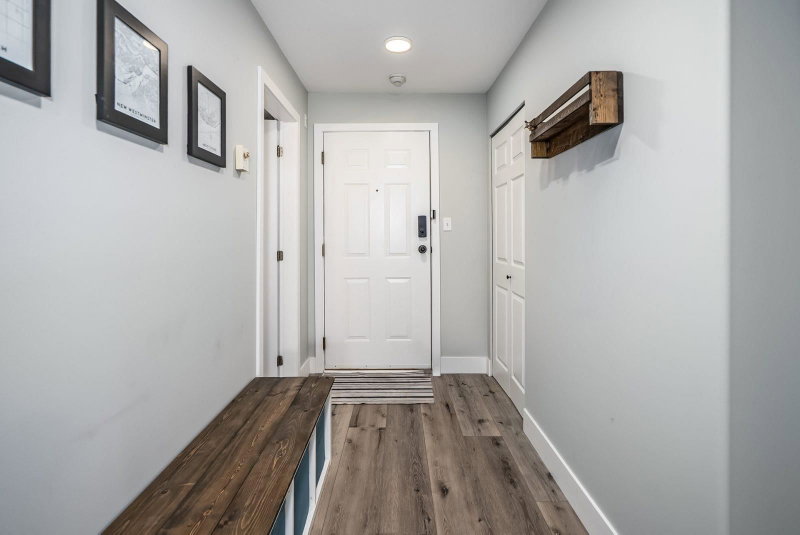 304 - 33731 Marshall Road