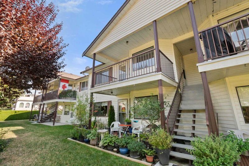 6 - 7455 Huron Street