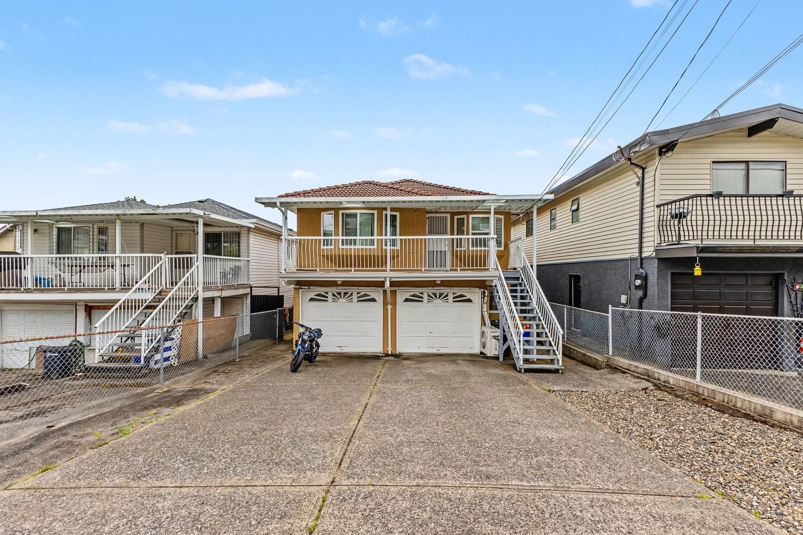 Listing Image 6