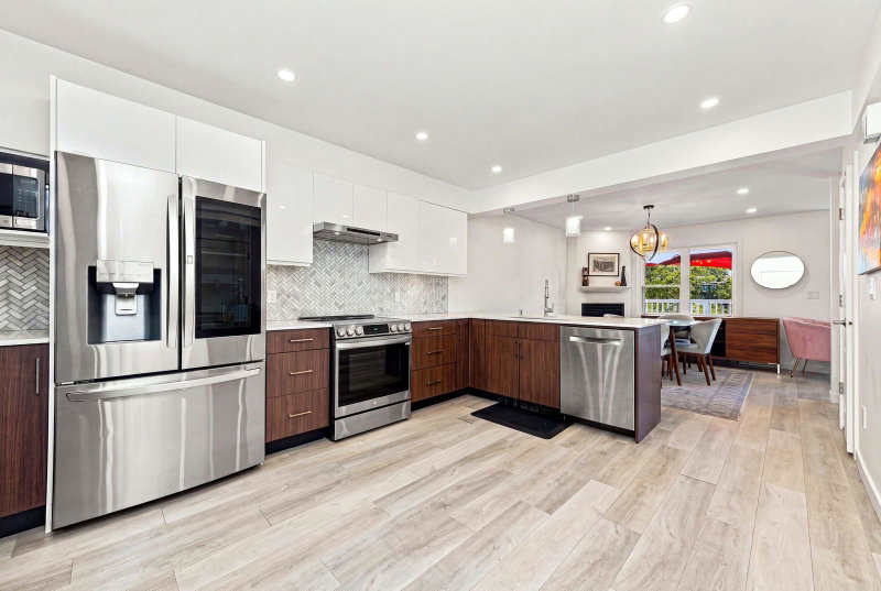 203 - 1513 Bowser Avenue