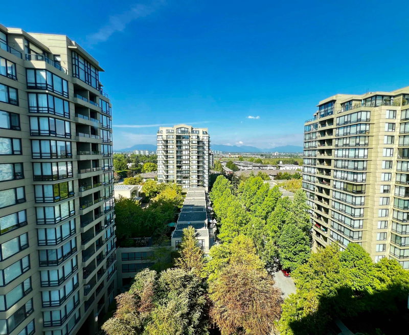 1205 - 9099 Cook Road