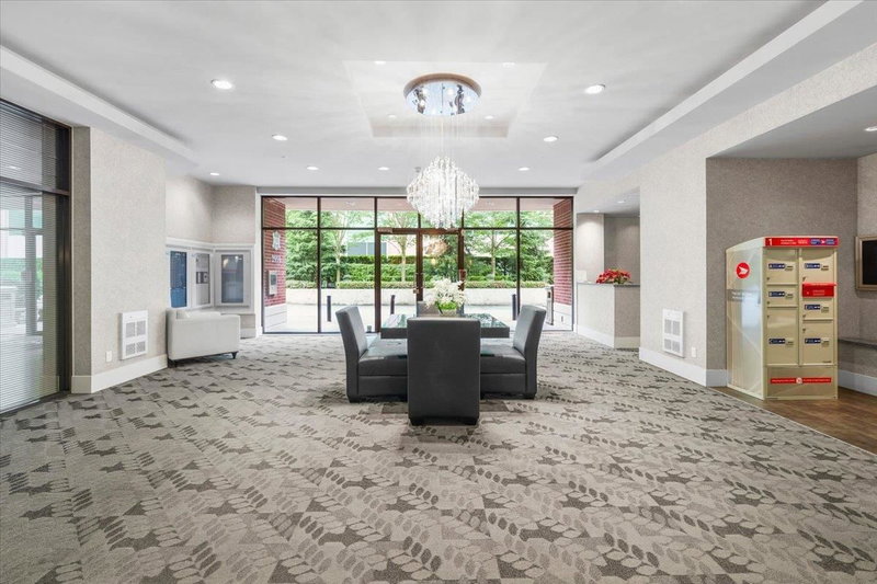 1804 - 2959 Glen Drive