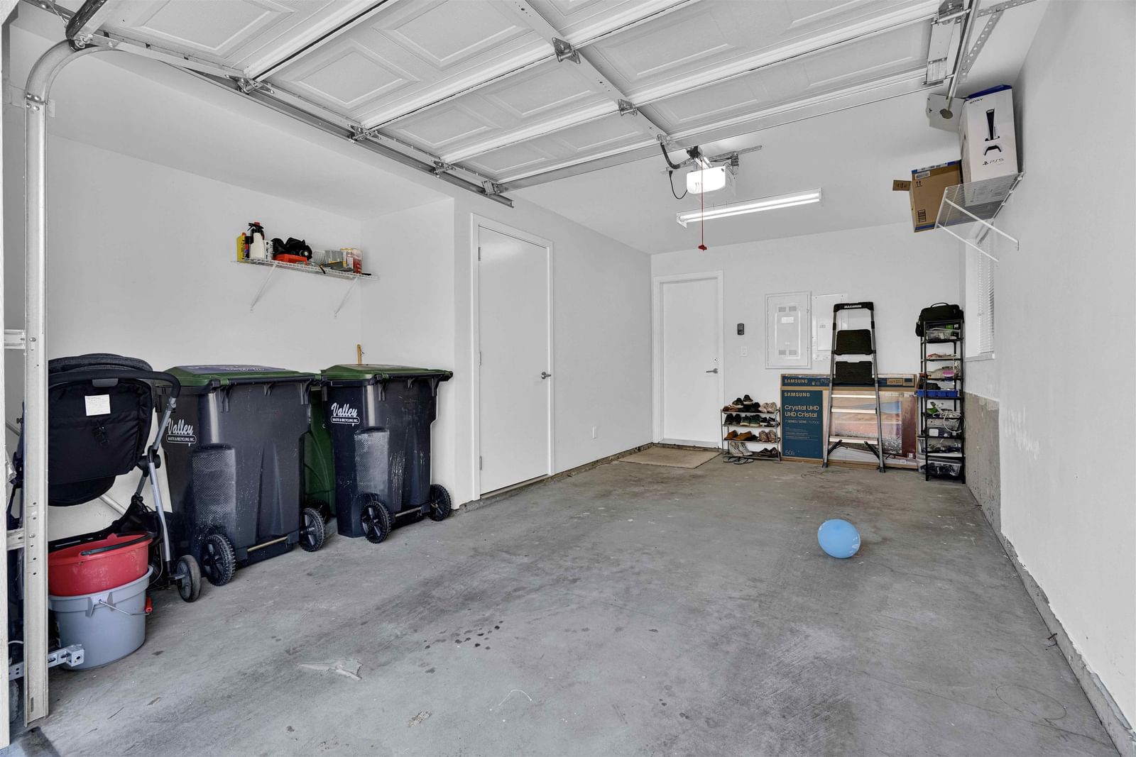 Listing Image 27