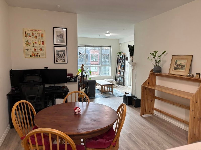 304 - 2755 Maple Street