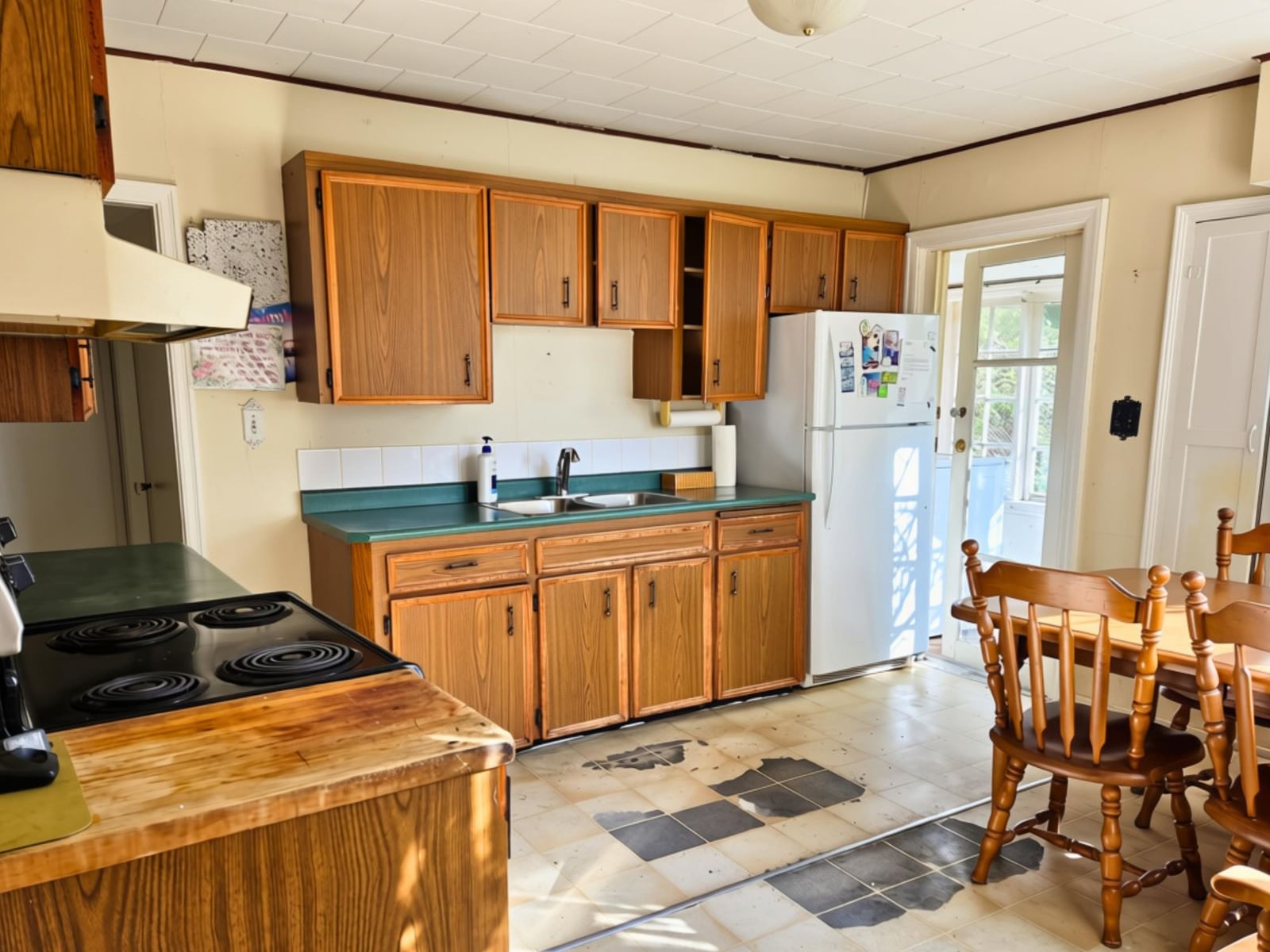 Listing Image 6