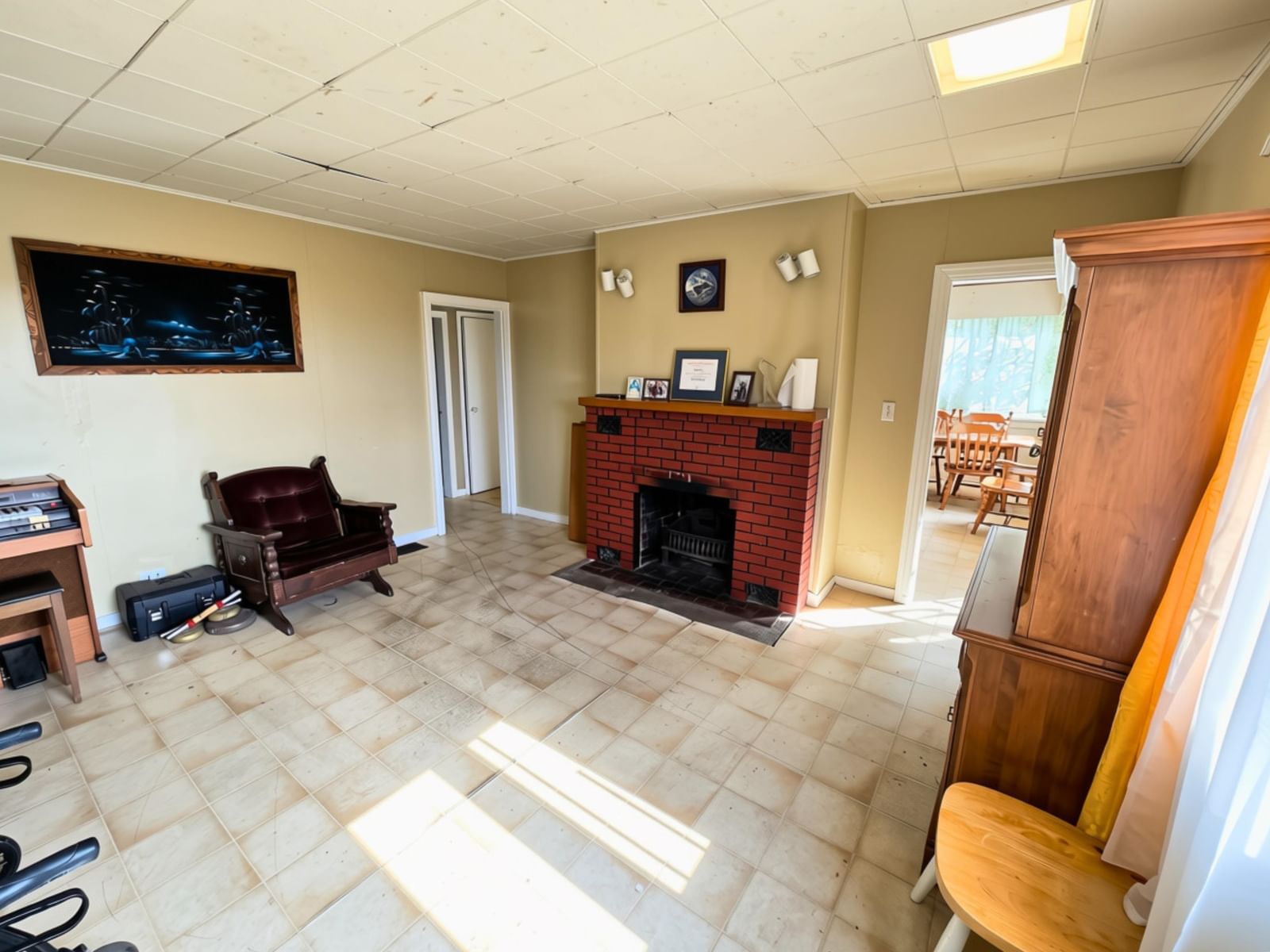Listing Image 8