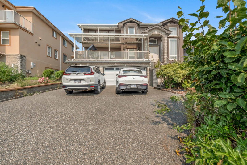 3179 Arrrowsmith Place
