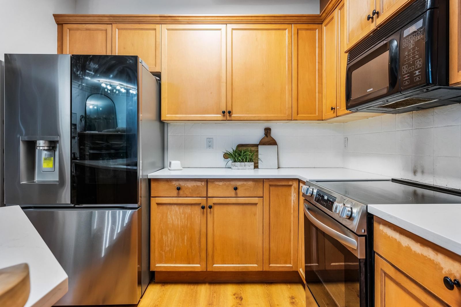 Listing Image 13