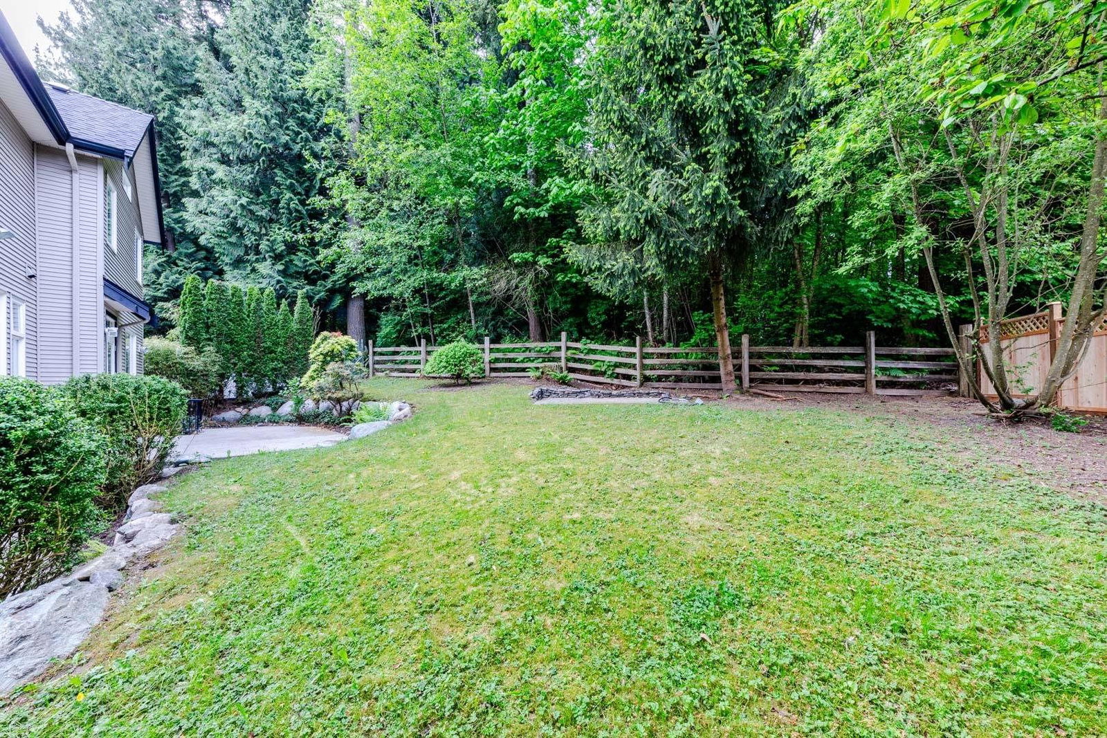 Listing Image 36