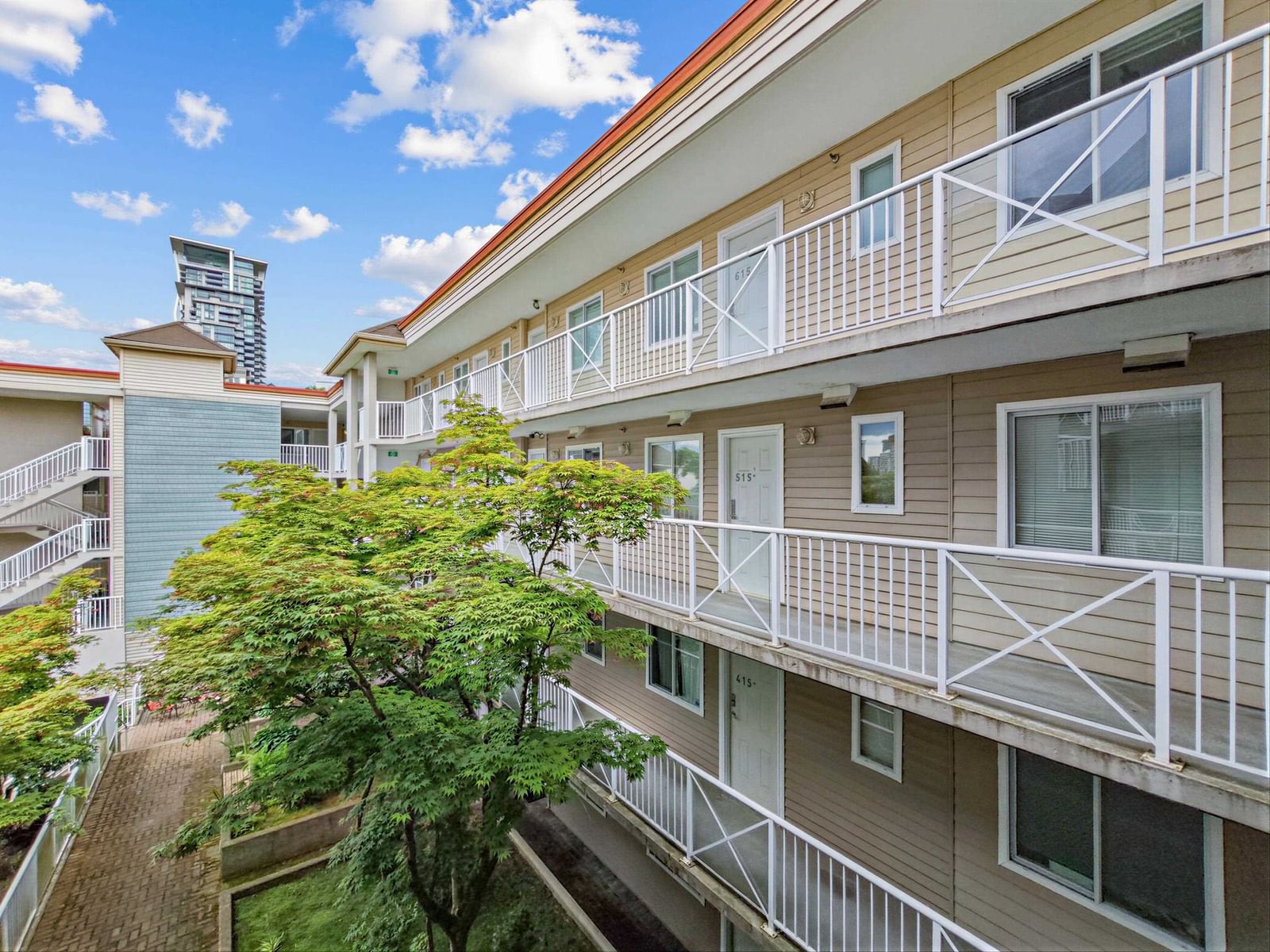 Listing Image 19