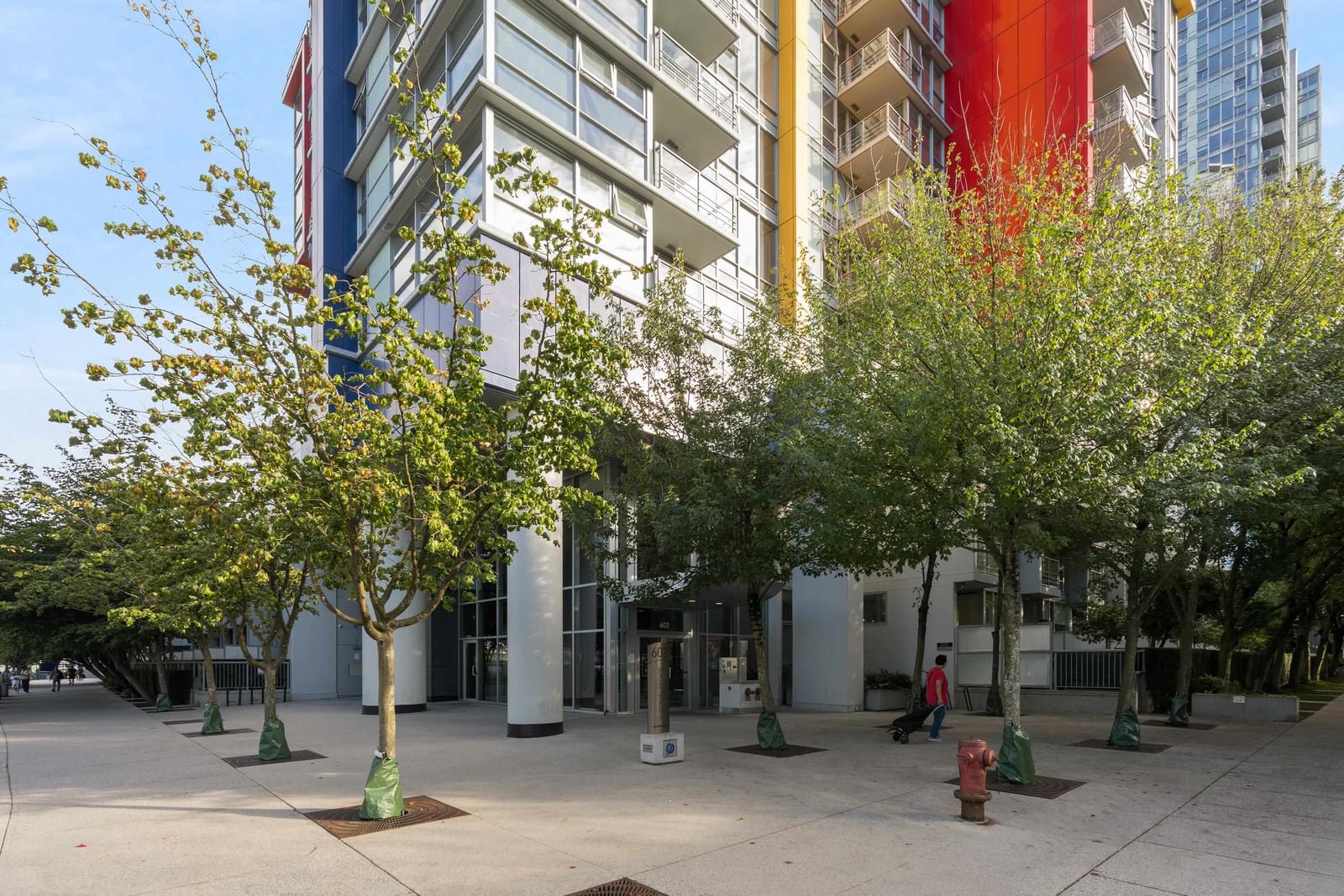 Listing Image 15