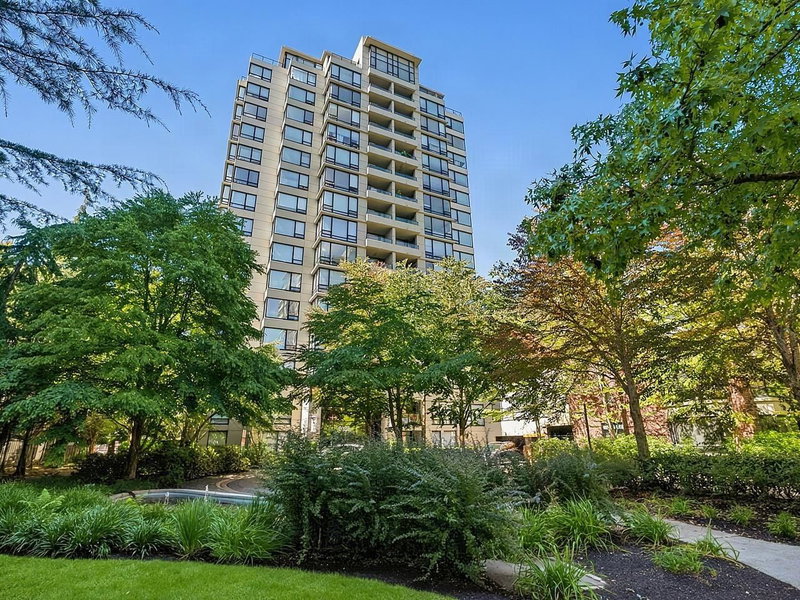 203 - 9188 Hemlock Drive