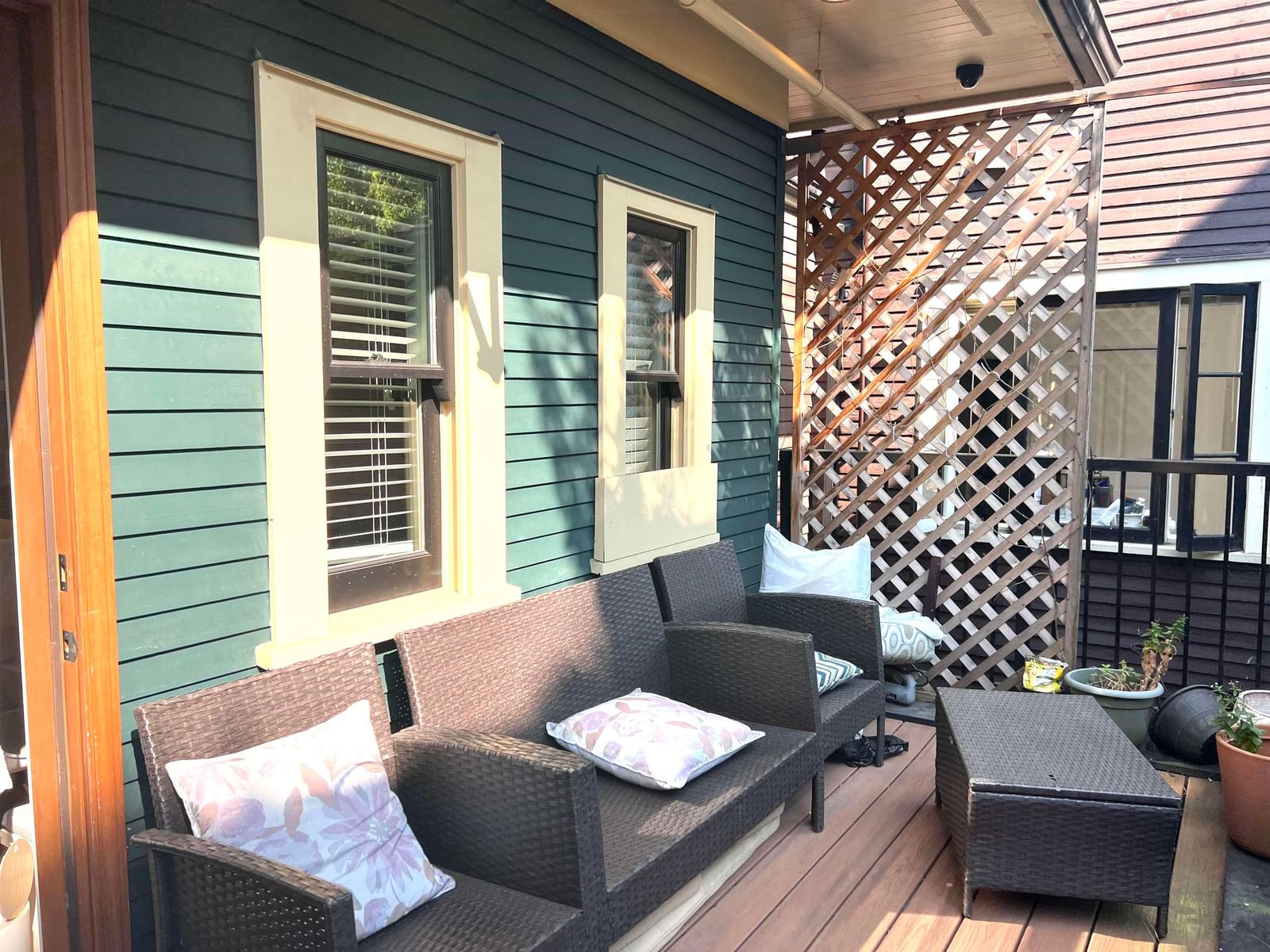 Listing Image 10