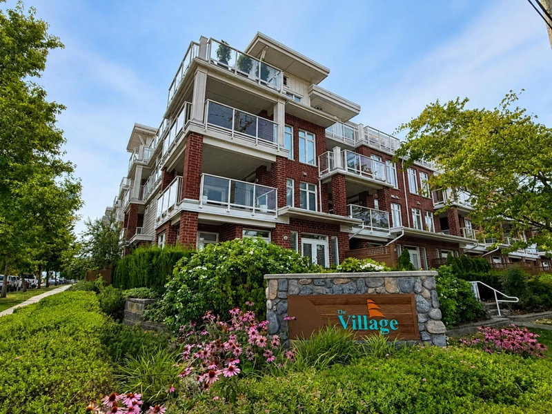 122 - 4280 Moncton Street