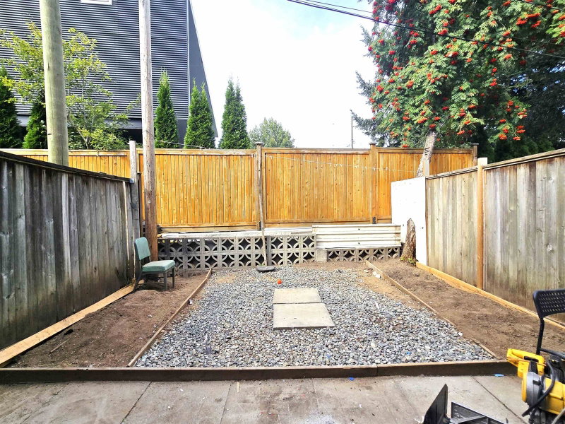 11 - 2048 Mccallum Road