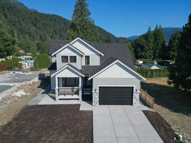 12 - 14550 Morris Valley Road