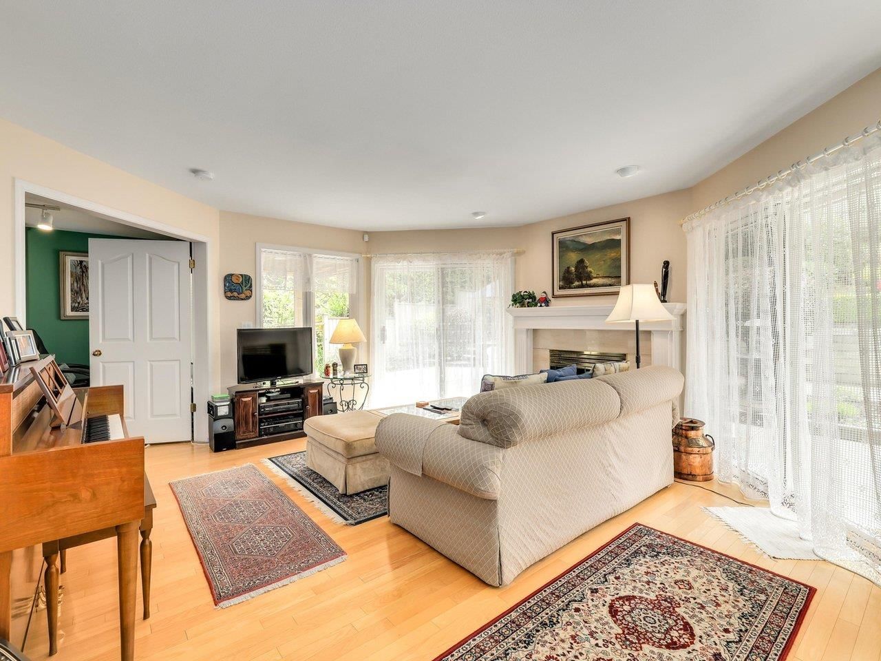 Listing Image 16