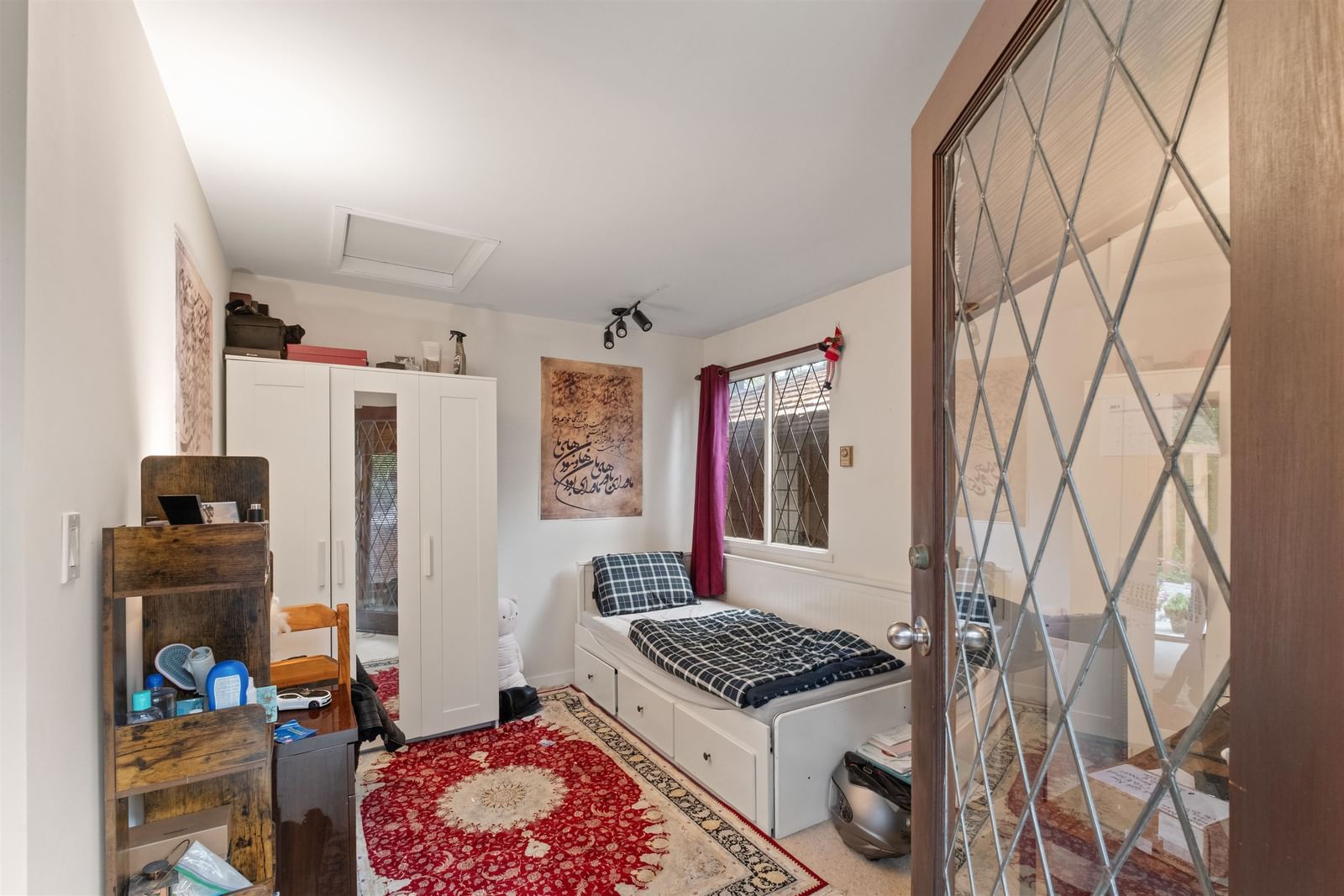 Listing Image 19