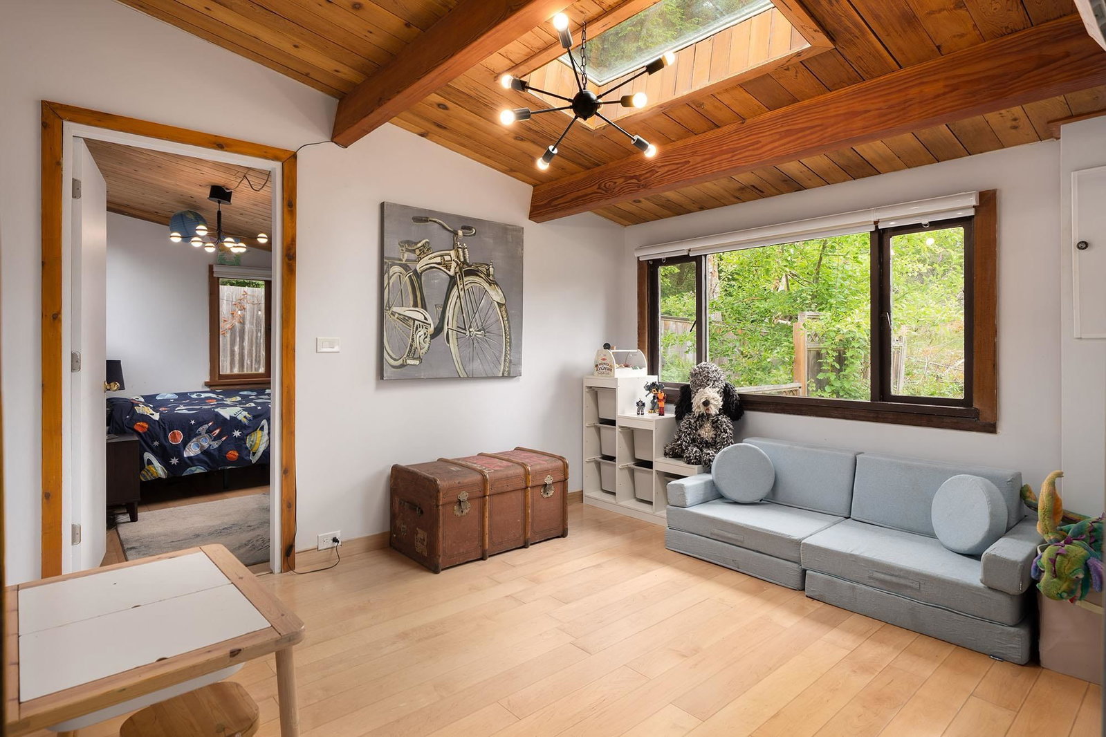 Listing Image 13