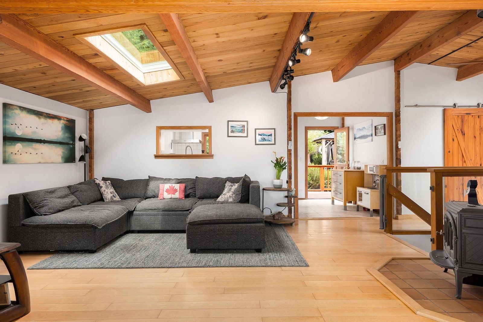 Listing Image 18