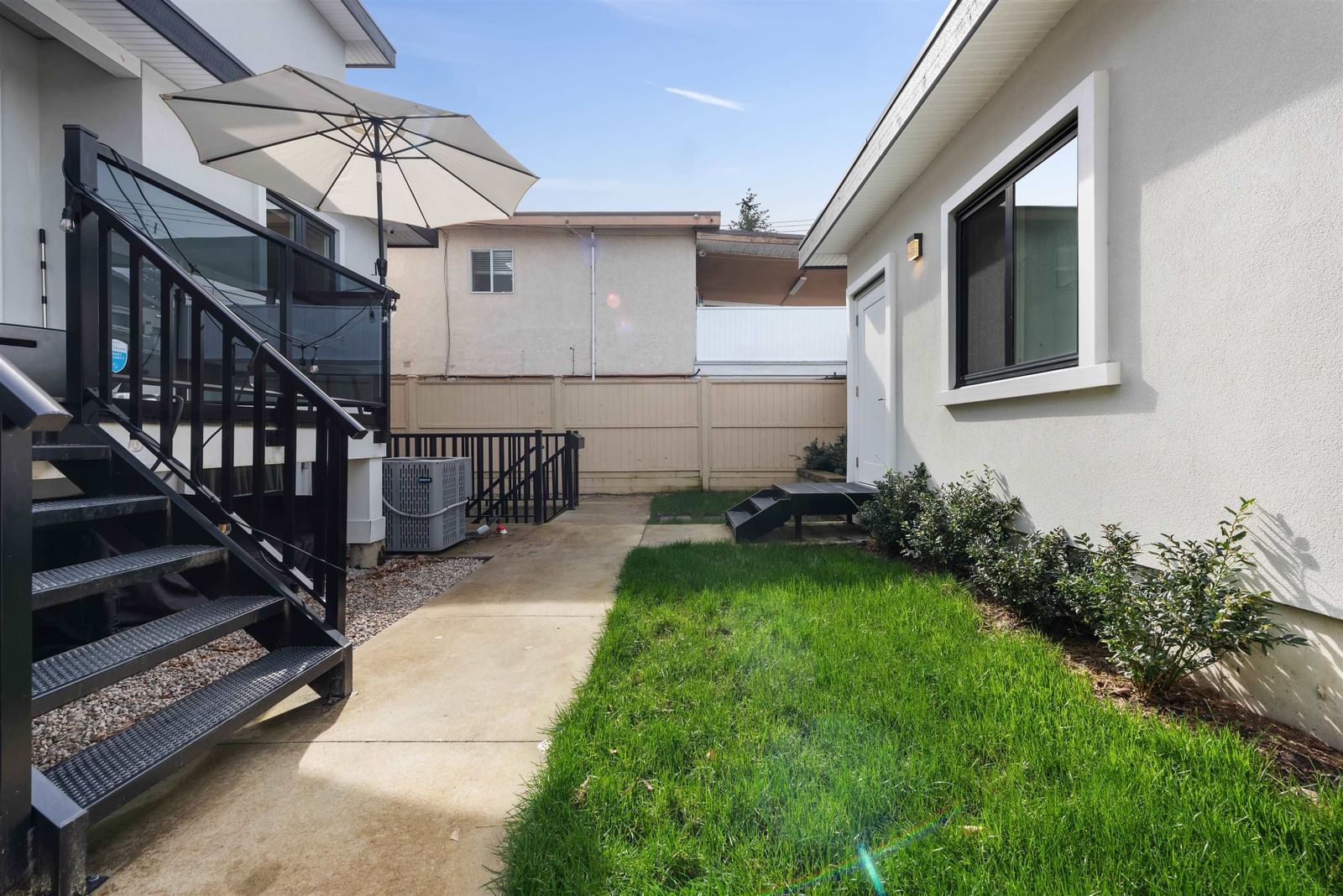 Listing Image 27