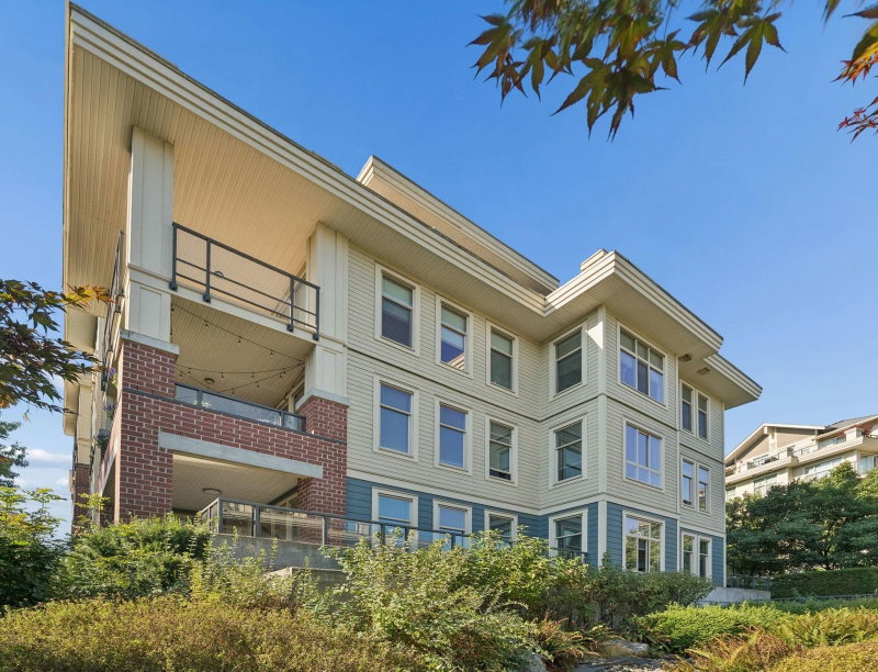 307 - 245 Ross Drive