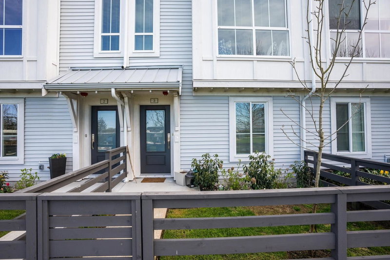 3 - 4716 Orca Way