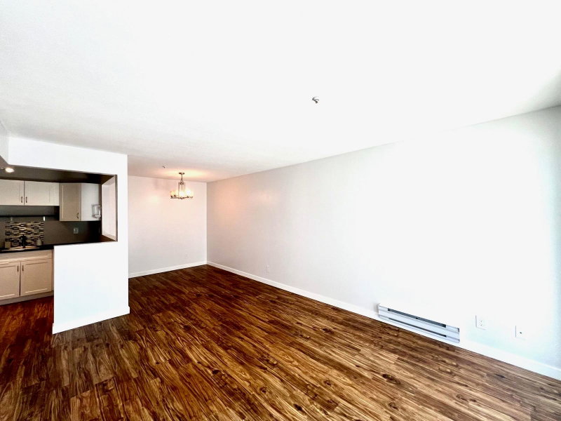 307 - 11671 Fraser Street