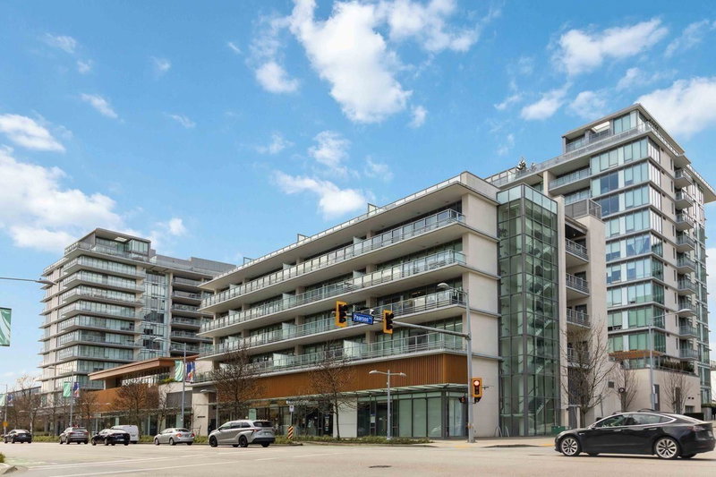 401 - 6699 River Road