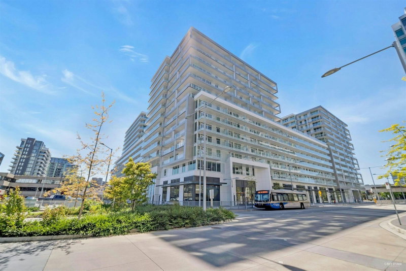 525 - 8133 Cook Road