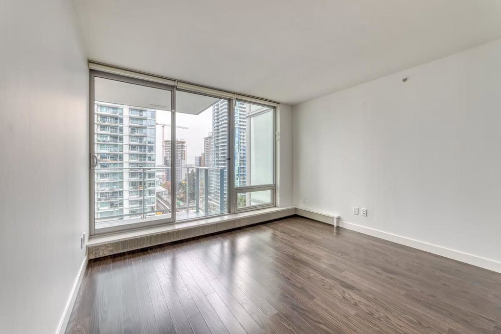 8031 Nunavut Lane 3