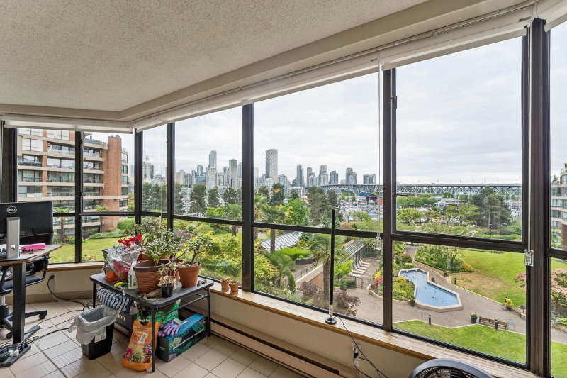 404 - 1470 Pennyfarthing Drive