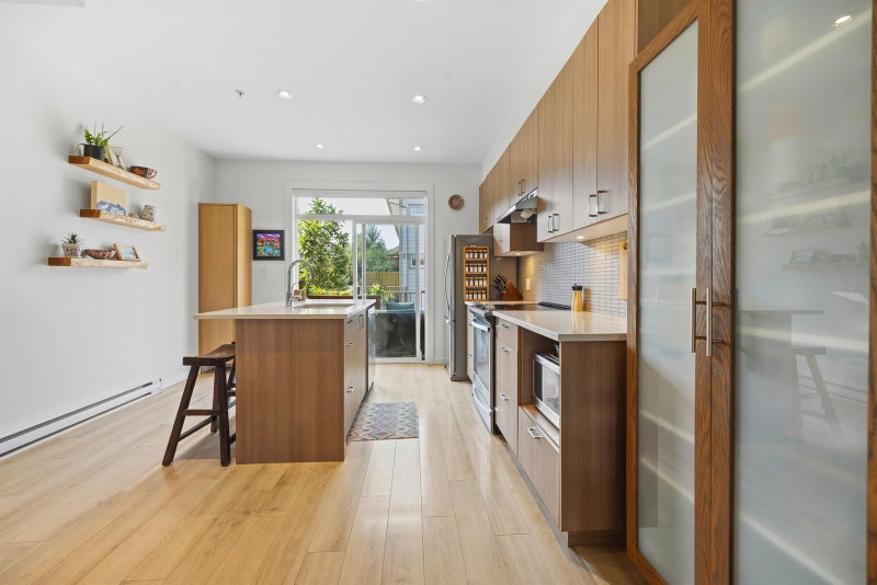 4 - 1188 Wilson Crescent