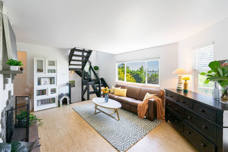 3341 Marine Drive