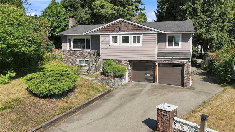 1617 Stella Place