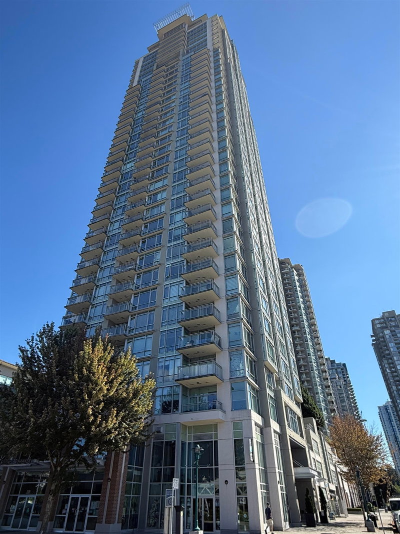 1605 - 2955 Atlantic Avenue